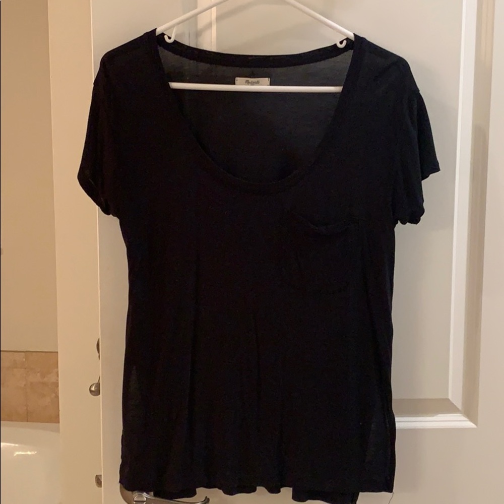 Tee